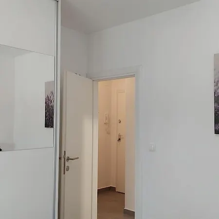 Vista Oasis With Pool And Terrace Daire