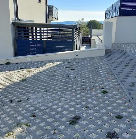 Vista Oasis With Pool And Terrace * Trogir