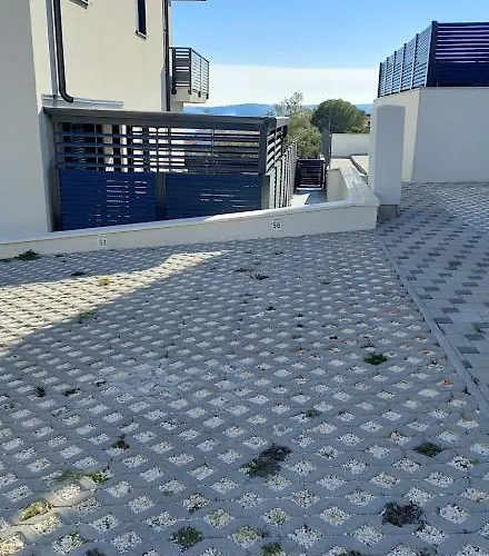 Vista Oasis With Pool And Terrace * Trogir