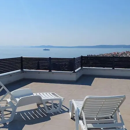 Vista Oasis With Pool And Terrace * 트로기르