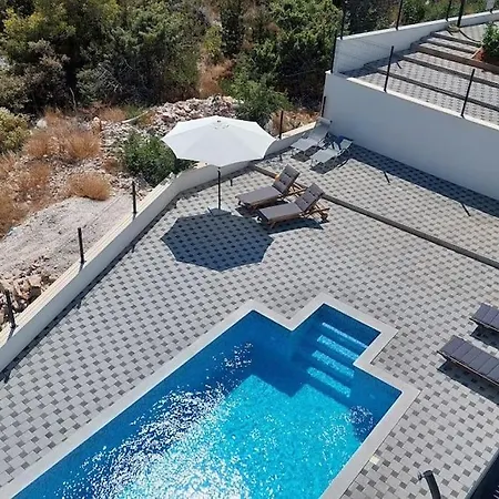 Vista Oasis With Pool And Terrace Apartmán *