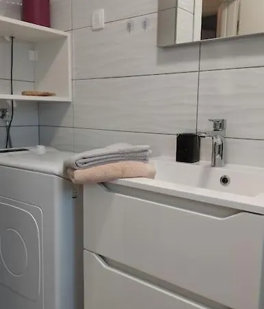 Vista Oasis With Pool And Terrace * 트로기르
