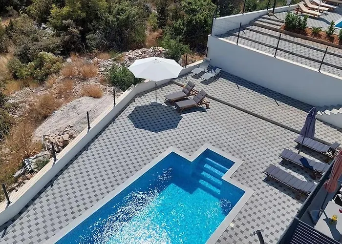 Vista Oasis With Pool And Terrace 公寓 *