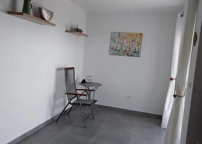 Vista Oasis With Pool And Terrace 公寓 *