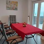 Vista Oasis With Pool And Terrace Apartment Trogir